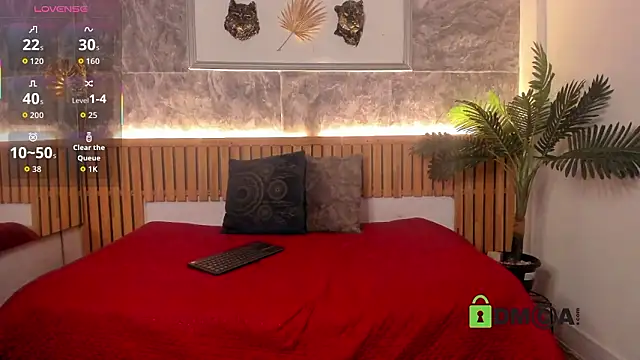 princequinn  online show from February 10, 8:24 pm