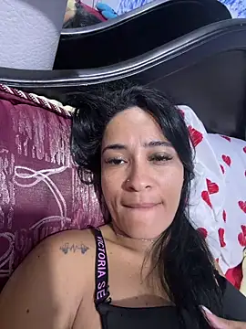 princequinn  online show from February 12, 11:49 am