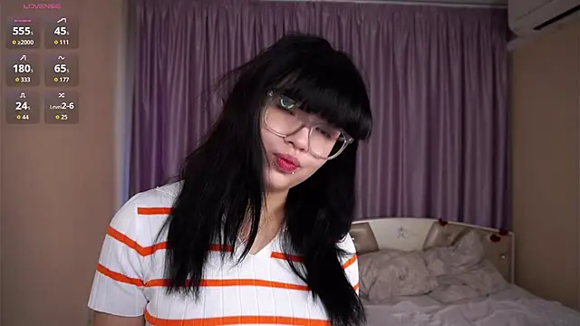 VerniceEngelking online show from October 3, 5:04 am