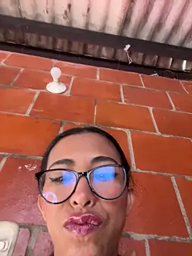 Emma  cumlovee online show from February 14, 3:53 pm