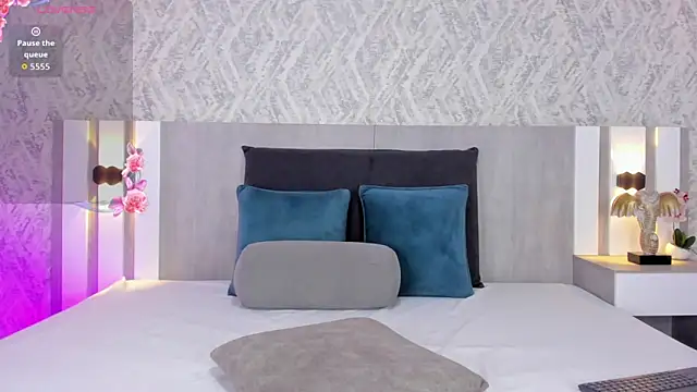 celeste sc0tt online show from February 19, 1:07 pm