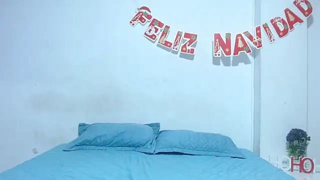 onixandghosty1 online show from December 20, 7:10 pm