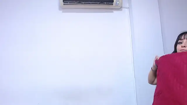 onixandghosty1 online show from April 2, 7:00 pm