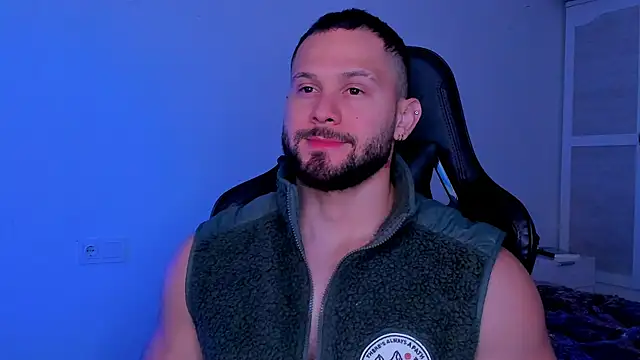 andrewcorey1 online show from October 2, 5:47 am