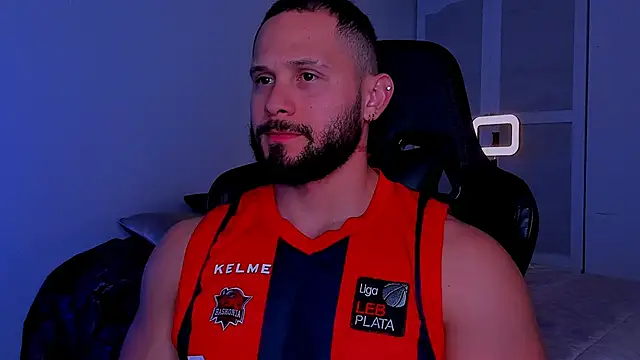 andrewcorey1 online show from October 20, 7:25 pm