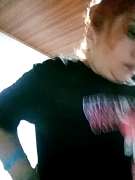 Snapshot of Mariana-94 chatting on October 28, 8:18 am Mariana-94 online show from October 28, 8:18 am