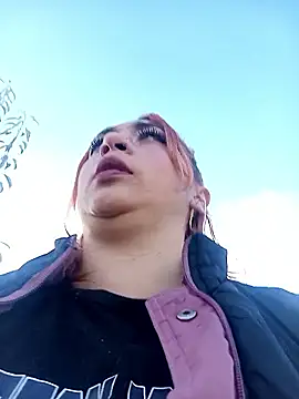 Snapshot of Mariana-94 chatting on November 12, 11:43 am Mariana-94 online show from November 12, 11:43 am