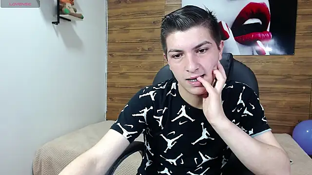 taner king online show from October 16, 3:07 am