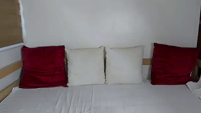 IslandBeauty online show from September 27, 1:32 am