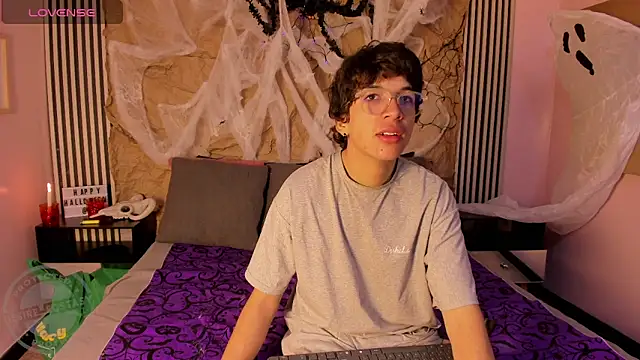 Desire Ecstasy online show from November 1, 1:24 pm