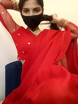 TheSassyGirl7 online show from December 14, 5:40 pm