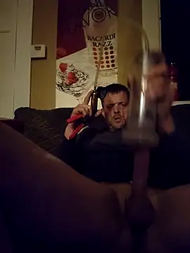 Solostroker39 online show from April 8, 5:40 am