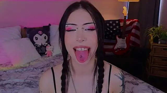 venomeowww   online show from February 23, 3:48 am