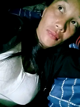 Snapshot of Lisa_pusy chatting on December 3, 6:39 pm Lisa pusy online show from December 3, 6:39 pm