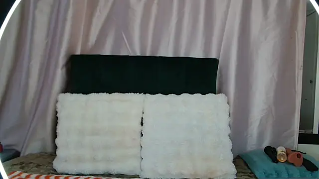 -cleowilliams- online show from October 14, 9:32 am