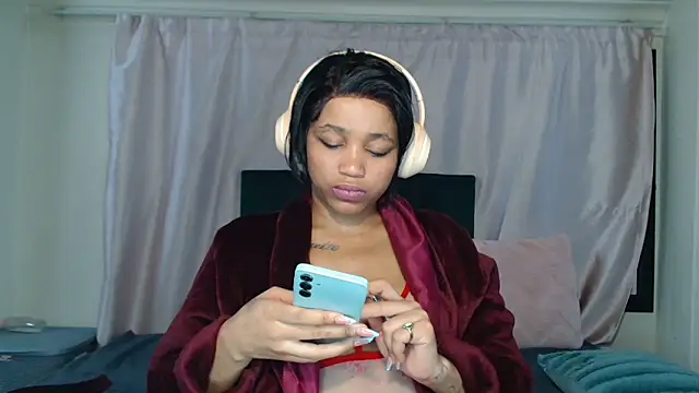 -cleowilliams- online show from October 23, 9:46 pm