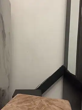 layra 9900 online show from October 29, 6:53 pm