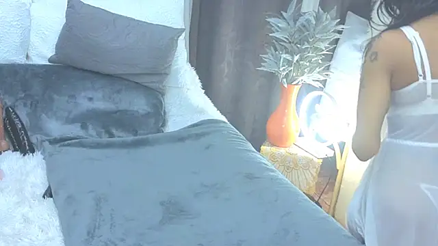 CaramelNatashaxx online show from September 12, 4:23 am