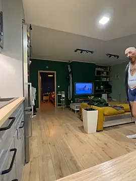 smint06 online show from November 15, 8:05 pm