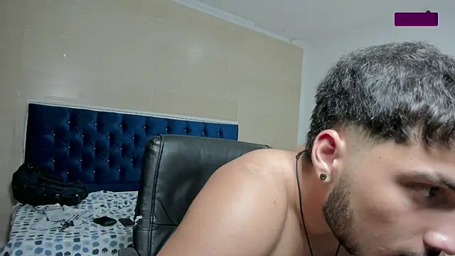 sebastian jhonson online show from October 7, 3:58 am