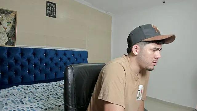 sebastian jhonson online show from October 30, 2:46 am