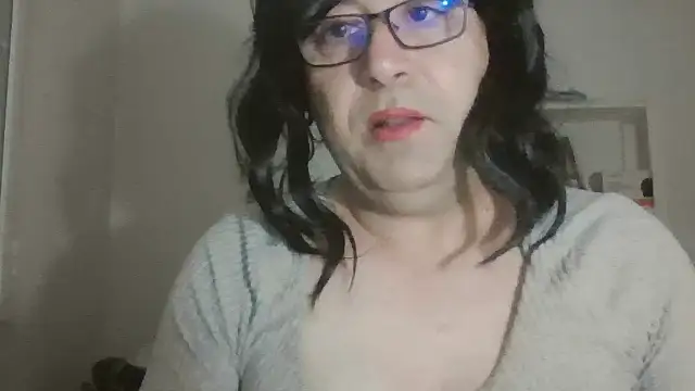 Snapshot of nataliacd chatting on November 29, 12:02 am nataliacd online show from November 29, 12:02 am