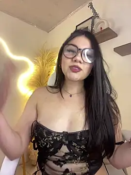 Snapshot of Zoe_Serrat chatting on November 10, 12:37 pm Zoe Serrat online show from November 10, 12:37 pm