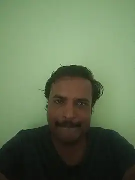 Snapshot of vardh033 chatting on September 23, 4:48 am vardh033 online show from September 23, 4:48 am