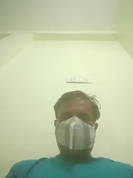 vardh033 online show from October 27, 5:22 am