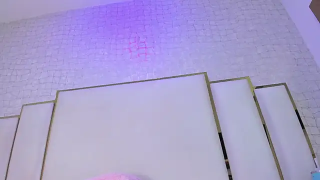 Snapshot of thalia888_ chatting on May 16, 7:12 pm thalia888 online show from May 16, 7:12 pm