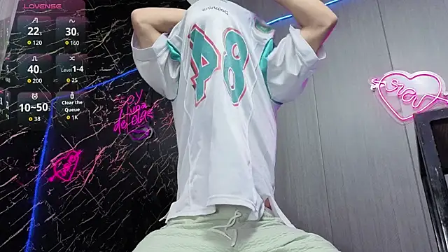 Snapshot of ThorDick_ chatting on September 11, 4:56 am ThorDick  online show from September 11, 4:56 am