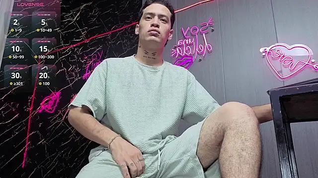 Snapshot of ThorDick_ chatting on September 17, 10:22 pm ThorDick  online show from September 17, 10:22 pm