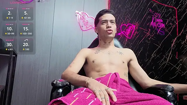 Snapshot of ThorDick_ chatting on September 20, 10:05 am ThorDick  online show from September 20, 10:05 am