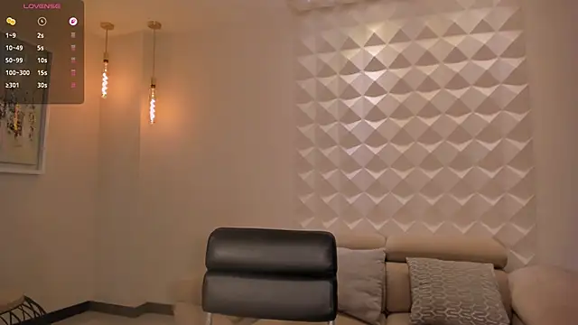 Snapshot of BonnyRose chatting on October 25, 7:41 pm BonnyRose online show from October 25, 7:41 pm