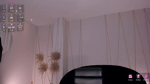 Snapshot of BonnyRose chatting on December 13, 7:53 pm BonnyRose online show from December 13, 7:53 pm