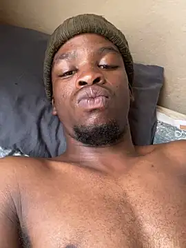 Snapshot of Kgaogelo18 chatting on October 14, 8:59 am Kgaogelo18 online show from October 14, 8:59 am