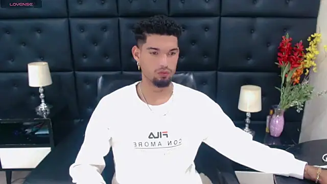 StivBigCock online show from September 9, 2:55 am