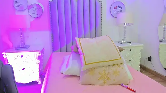 Alison Carde05 online show from February 11, 7:30 pm