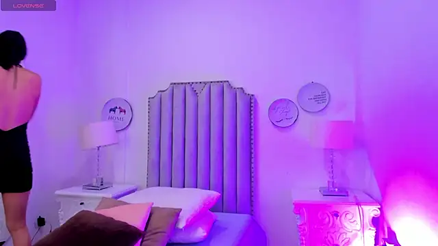 Alison Carde05 online show from April 8, 7:03 pm