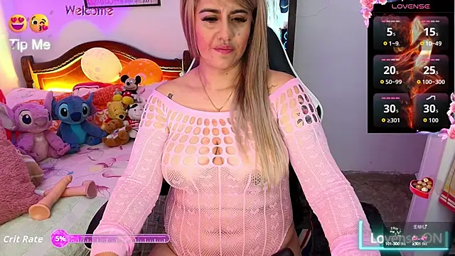 Snapshot of aamanda_Queen_ chatting on September 23, 11:02 am aamanda Queen  online show from September 23, 11:02 am