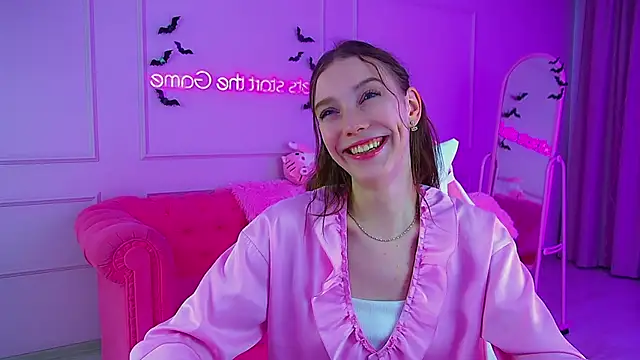 VeronicaVances online show from November 6, 6:09 pm