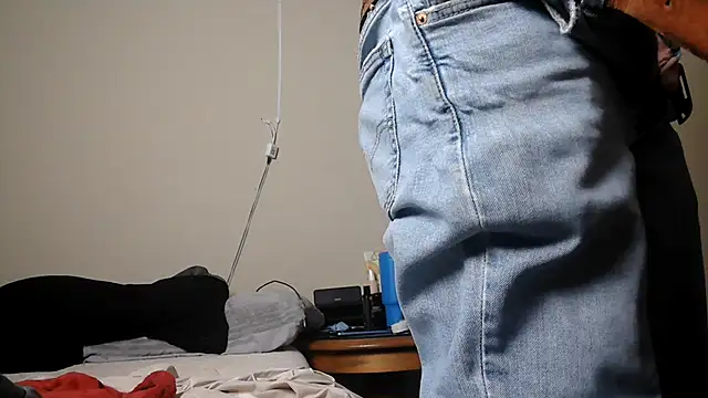 Snapshot of Mac_ThunderDick chatting on May 19, 6:20 am Mac ThunderDick online show from May 19, 6:20 am