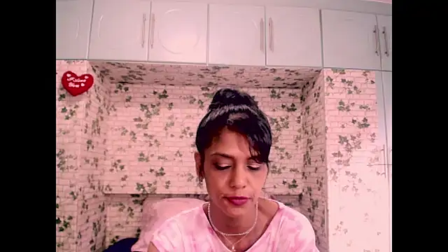 Indianpeaches online show from December 14, 9:36 am