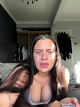 Victoriasteel online show from November 2, 9:22 am