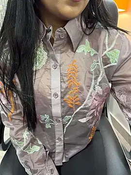 Riya-6969 online show from April 23, 8:55 pm