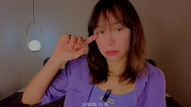 BritniBers online show from December 4, 1:15 am