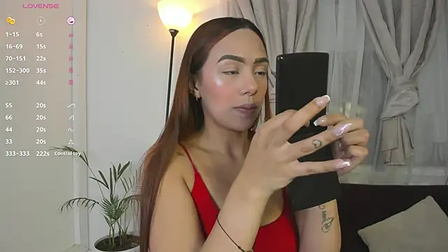 Snapshot of nikolevoshkie_ chatting on November 10, 7:46 pm nikolevoshkie online show from November 10, 7:46 pm