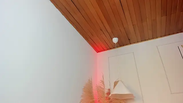 nikolevoshkie  online show from April 20, 7:37 pm