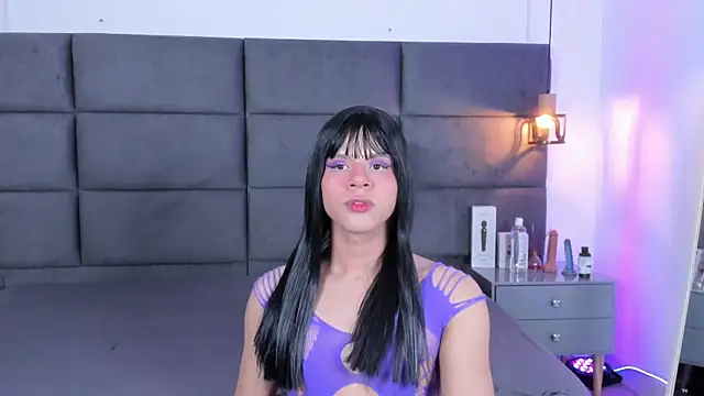 Snapshot of Slenna_Moon chatting on November 16, 3:01 am Slenna Moon online show from November 16, 3:01 am