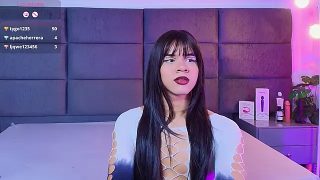 Slenna Moon online show from January 19, 3:10 am